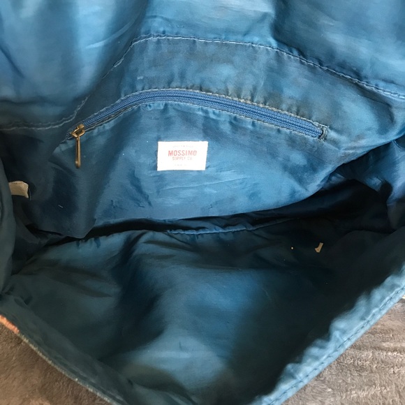 📦SOLD🎉 Mossimo Supply Native Print Cossbody Bag - Picture 6 of 6